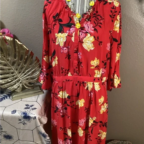 Old Navy Red Floral Bell Sleeve Dress - Picture 3 of 16